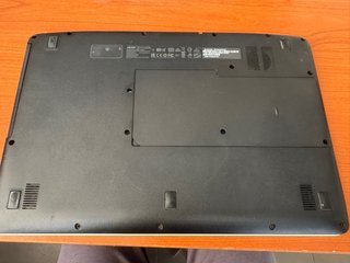 Acer Aspire ES 15 ES1-524-93KE bianco