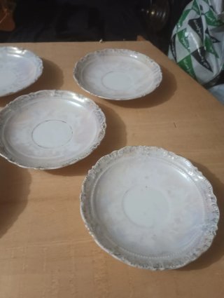 Platos de porcelana P.K SILENIA de café aprox 14cm