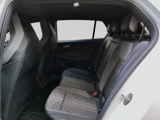 Volkswagen Golf R-Line 1.5 eTSI 110 kW (150 CV) DSG