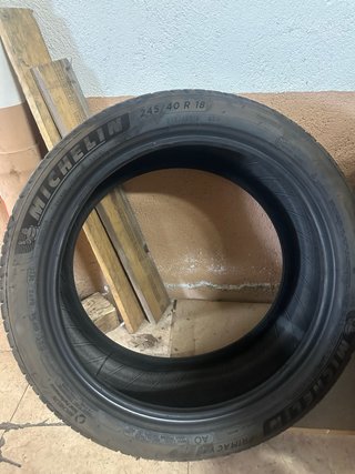 2 Neumáticos Michelin 245/40 R18 93H