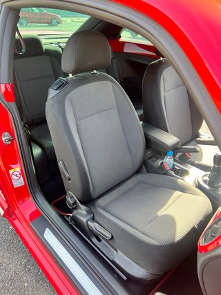 VW Beetle 1.6 TDI 105 CV DESIGN EDITION 2013
