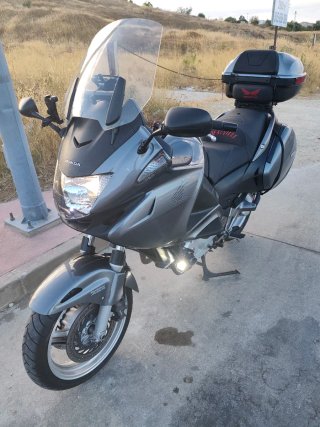 Honda Deauville 700 NTV ABS Gris 2002