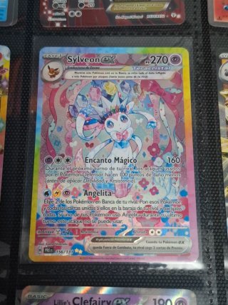 Carta Sylveon Pokemon TCG