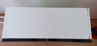 Mueble de baño negro y blanco