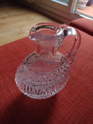 Jarra de cristal tallado francés