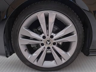 Mercedes Clase CLA 1.6 CLA 200 4P
