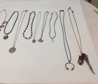 Collar dorado colgantes, gargantillas, 6,25€ unida