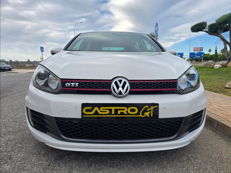 Volkswagen Golf 2011, foto 2