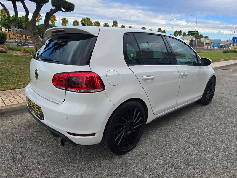 Volkswagen Golf 2011, foto 7