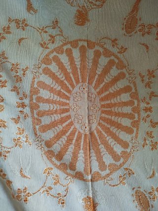 Colcha Chenilla Antigua Beige Naranja