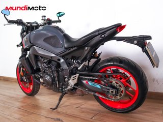 YAMAHA MT 09