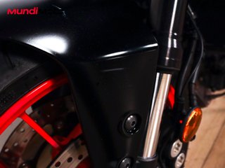 YAMAHA MT 09