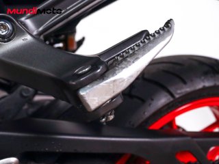YAMAHA MT 09