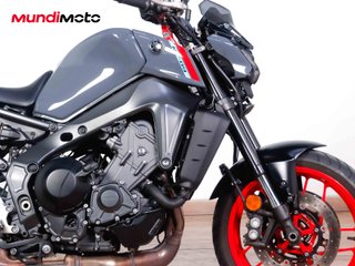 YAMAHA MT 09