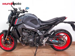 YAMAHA MT 09