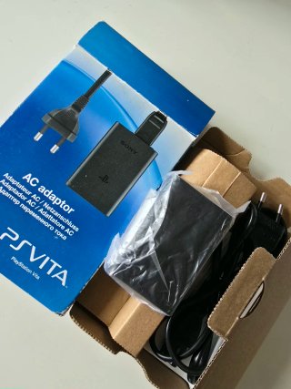 Adattatore AC per Sony PS Vita