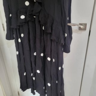Vestido H&M lunares negro talla M