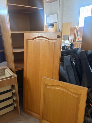 Muebles de gran cocina de madera maciza desmontada