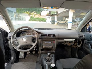 ⭐ SOLO 130.000KM VW Passat 2.0 iny Gasolina ✅