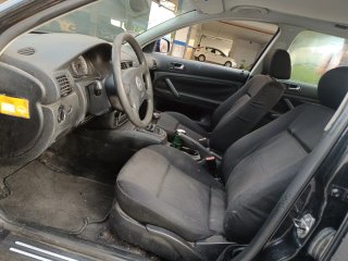 ⭐ SOLO 130.000KM VW Passat 2.0 iny Gasolina ✅