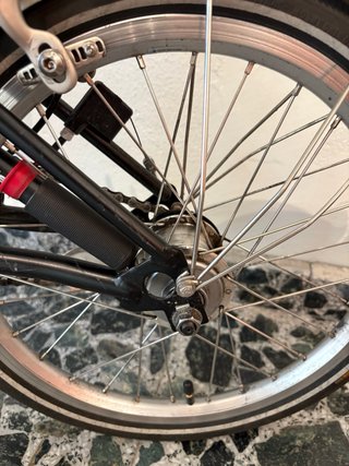 Bicicleta Brompton plegable motor electrico