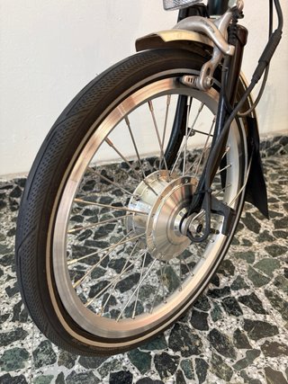Bicicleta Brompton plegable motor electrico