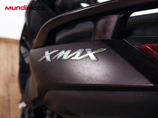 YAMAHA X-MAX 125