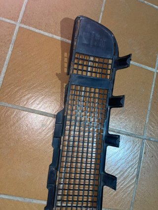 Rejilla Parachoques Delantero Megane II RS