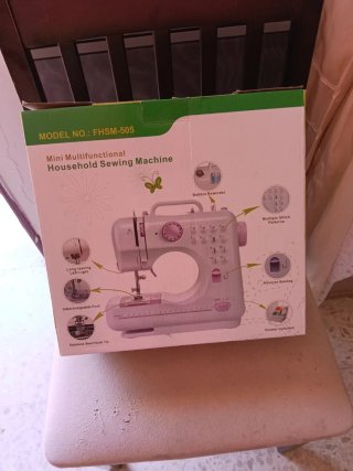 Máquina de coser FHSM-505