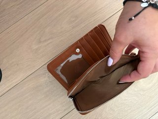 Cartera Desigual Marrón con Cremallera