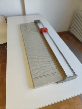 Plotter HP Designjet T630 con patas