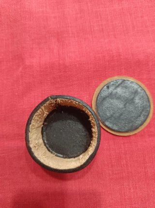Joyero de piel con grabado de tango