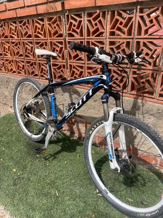 Bicicleta Scott con freni idraulici