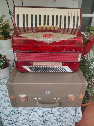 Fisarmonica Crucianelli 80 bassi