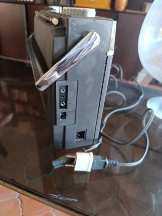 Sony CF-160S Radio Cassette Portátil