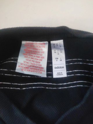 Chándal Adidas niño negro. Talla 3/4 años, 104 cm