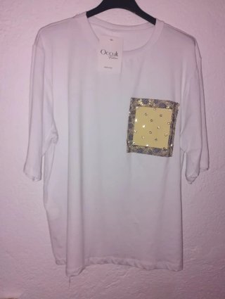 Camisetas , monos..