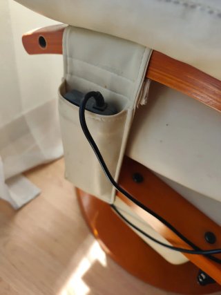 Poltrona relax con programmi di massaggio in pelle beige