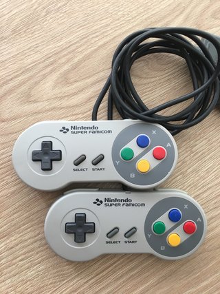 Nintendo Super Famicom Consola GREY SCALE+ EXTRAS!