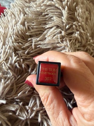 Yves Saint Laurent Nero