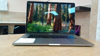 MacBook Pro 15'' 2018 I7-8750H 16GB RAM SSD 251GB