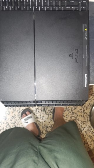Pack PS4 Fat 1TB + 3 Juegos