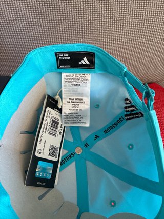 Gorra Adidas Mercedes AMG Formula 1.Original nueva
