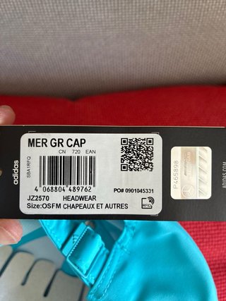 Gorra Adidas Mercedes AMG Formula 1.Original nueva