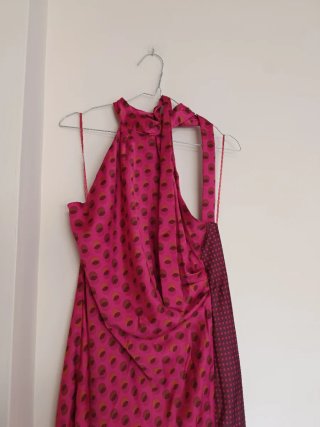 Vestido largo satinado estampado Zara lunares XL