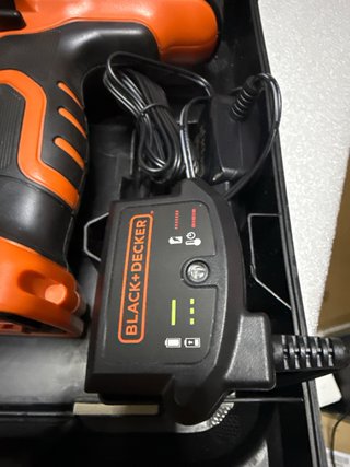 Taladro Percutor BLACK+DECKER 18V