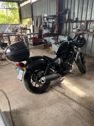 Honda Rebel 500 Negra 9.000 km