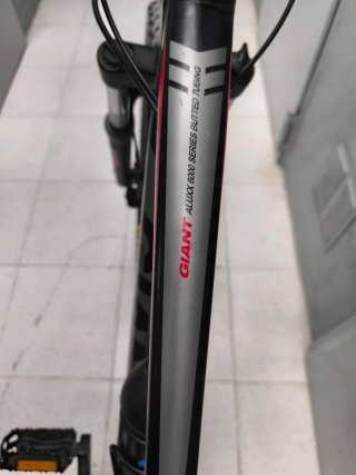 Bicicleta GIANT Talon