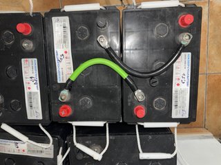 5 Baterías de plomo para placas solares