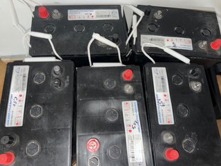 5 Baterías de plomo para placas solares